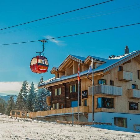 Rinderberg Swiss Alpine Lodge Zweisimmen Exterior photo