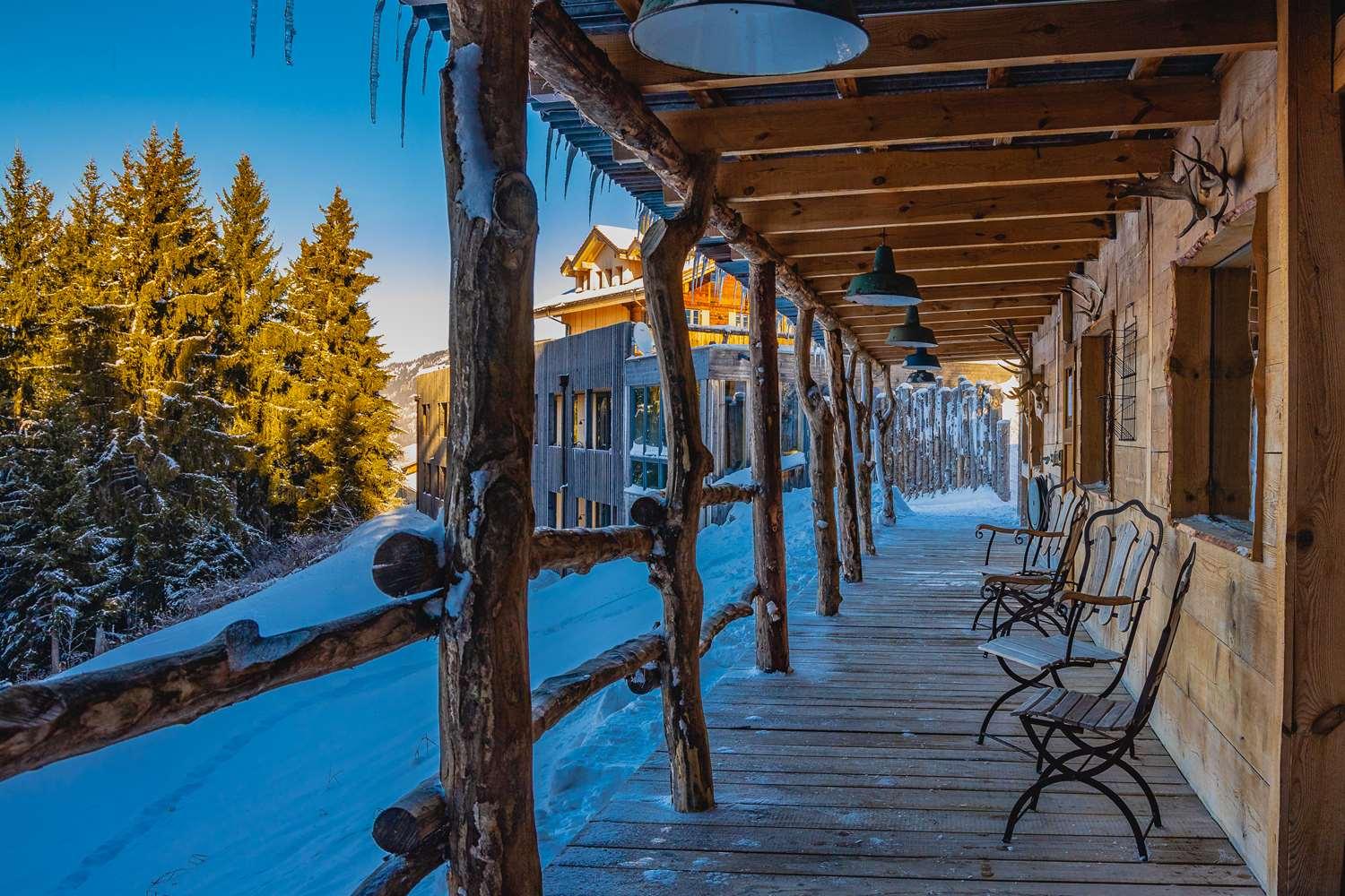Rinderberg Swiss Alpine Lodge Zweisimmen Exterior photo