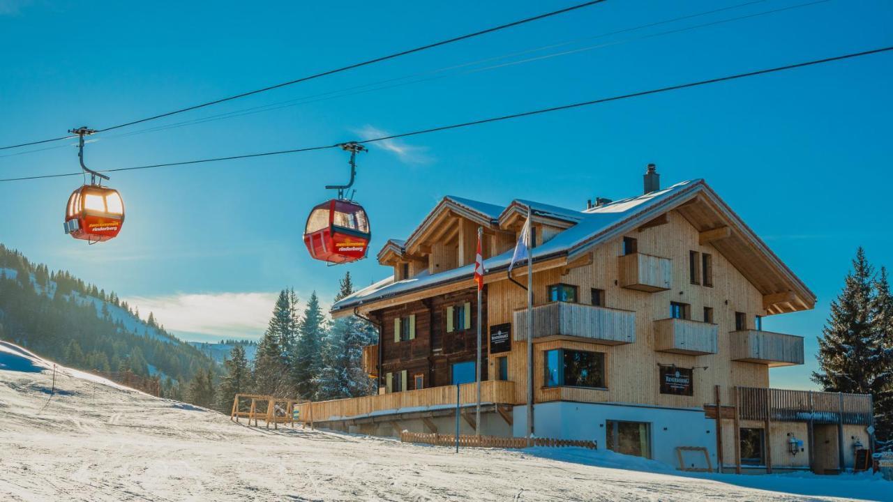 Rinderberg Swiss Alpine Lodge Zweisimmen Exterior photo